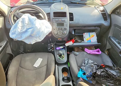 2013 Kia Soul z USA, uszkodzony, nr VIN KNDJT2A57D7625431